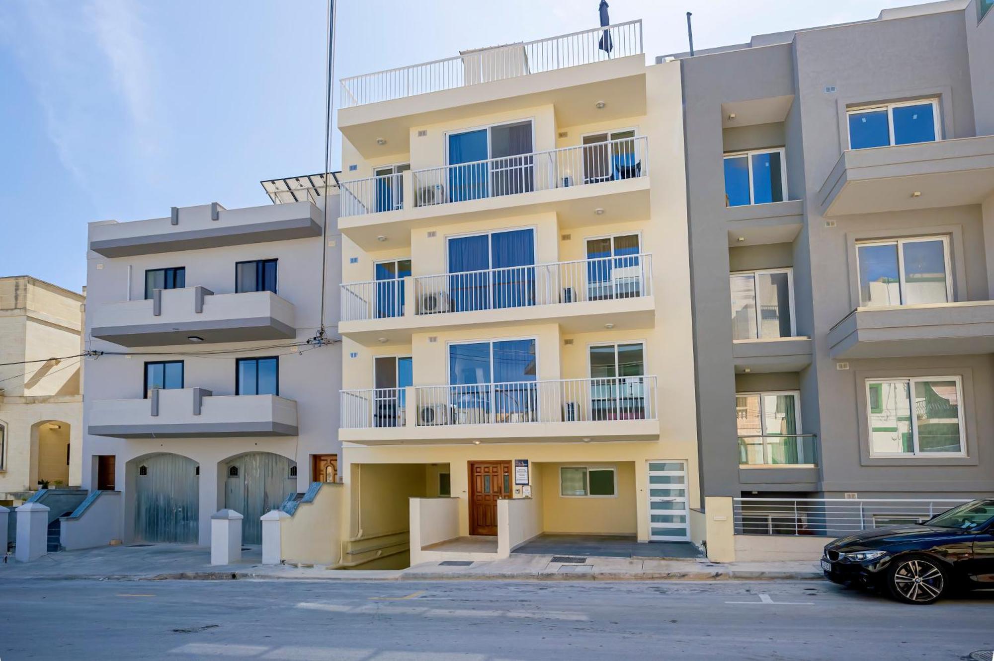 Summer Breeze 3 Bedroom Family Maisonette With Sunny Terrace In Mellieha - By Getawaysmalta Exterior foto